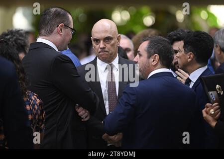 Brasilia, Brasilien. November 2023. Der Minister des Obersten Bundesgerichtshofs, Alexandre de Morais, während der Abschlussfeier für neue Diplomaten des Rio Branco Instituts im Itamaraty Palast in Brasilia, Brasilien, am 21. November 2023. Foto: Mateus Bonomi/AGIF Foto: Mateus Bonomi/AGIF Credit: AGIF/Alamy Live News Stockfoto