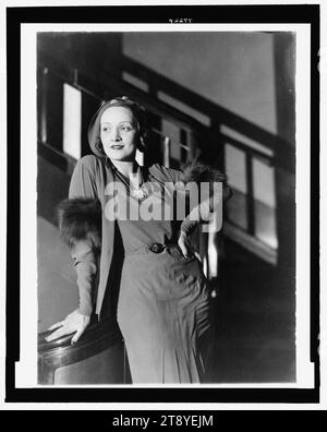 Porträt der deutschen Filmstar Marlene Dietrich (1904-1992), unbekannter Ort, um 1932. (Foto: Bain News Service/) Stockfoto