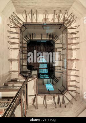 St. Die Sophia-Kathedrale ist ein Tempel, der in der ersten Hälfte des 11. Jahrhunderts im Zentrum von Kiew erbaut wurde. Die Kathedrale wurde im ukrainischen Barock erbaut Stockfoto