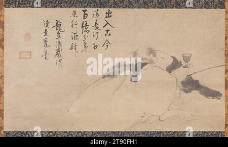 Budai, Mitte des 17. Jahrhunderts, Seigan Sōi, 1588 - 1661, 13 x 1/8 cm (33,02 x 58,74 cm) (Bild)45 1/4 x 25 1/8 Zoll (114,94 x 63,82 cm) (Halterung, ohne Rolle), Tinte auf Papier, Japan, 17. Jahrhundert, Teemeister wählten Gemälde, die mit dem Zen-Buddhismus in Verbindung stehen, oder Kalligrafie von Zen-Mönchen, um die Teestube-Alkove während einer Versammlung zu dekorieren. Dieses Werk eines Zen-Mönchs zeigt Budai (Hotei auf Japanisch), einen legendären chinesischen Zen-Mönch, der später als Inkarnation des Buddha der Zukunft, Maitreya, galt. Sie kennen Budai vielleicht als den molligen 'lachenden Buddha' oder 'fetten Buddha'. Stockfoto