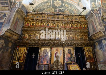 Stavropoleos Kloster, Mănăstirea Stavropoleos, auch bekannt als Stavropoleos Kirche, Biserica Stavropoleos, im Zentrum von Bukarest, Rumänien 29. Juli 2023 Stockfoto