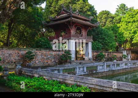 Khue Van Pavillon im Tempel der Literatur, auch bekannt als Van Mieu, in Hanoi, Vietnam Stockfoto