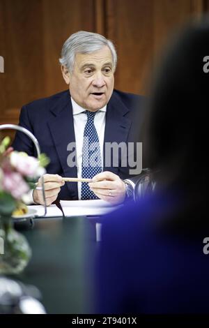 R-L Annalena Baerbock, Bundesaussenministerin, trifft Antonio Tajani, Aussenminister von Italien, zum gespraech im Auswaertigen Amt in Berlin, 22.11.2023. Berlin Deutschland *** R L Annalena Baerbock, Bundesaußenministerin, trifft sich mit Antonio Tajani, Außenminister Italiens, zu Gesprächen im Auswärtigen Amt in Berlin, 22 11 2023 Berlin Deutschland Copyright: XJaninexSchmitz/photothek.dex Credit: Imago/Alamy Live News Stockfoto