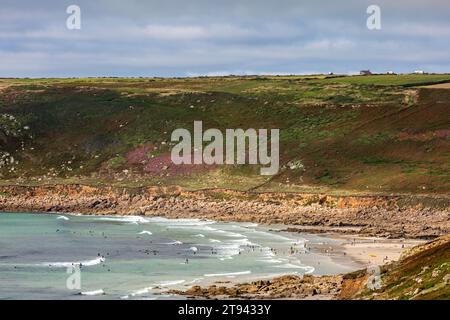 Mit Blick auf den kornischen Ferienort Sennen Stockfoto