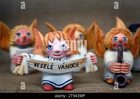 Jubiläumsausstellung von Krippen im Klementinum, die nur einmal alle 100 Jahre stattfindet, in Prag, Tschechische Republik, 22. November 2023. Die Ausstellung findet in Klementinum statt, wo 1562 die erste Krippe in den tschechischen Ländern entstand und 1923 die Jubilee Manger Scene Exhibition organisiert wurde. Eine repräsentative Ausstellung zeigt die Werke der besten zeitgenössischen Schöpfer von Krippen in der Tschechischen Republik und ist der tschechische Teil der weltweiten Feier des 800. Jahrestages der ersten Krippe von St. Franziskus von Assisi in Greccio in Stockfoto