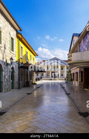 Andricgrad oder Kamengrad, ein ethnisches Dorf in Višegrad, Bosnien und Herzegowina Stockfoto