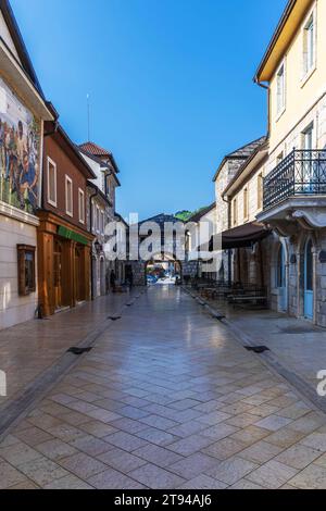 Andricgrad oder Kamengrad, ein ethnisches Dorf in Višegrad, Bosnien und Herzegowina Stockfoto