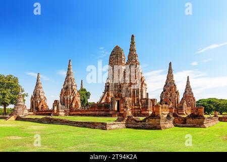 Die Pagode im Tempel Wat Chaiwatthanaram ist einer der berühmten Tempel in Ayutthaya, Thailand. Tempel im Ayutthaya Historical Park, Thailand. UNESCO Welt h Stockfoto