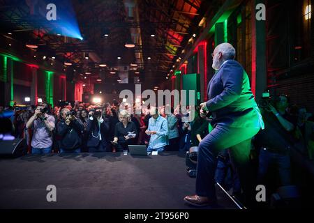AMSTERDAM - Frans Timmermans am Ergebnisabend von GroenLinks/PvdA für die Wahlen zum Repräsentantenhaus. ANP PHIL NIJHUIS niederlande raus - belgien raus Stockfoto