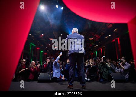 AMSTERDAM - Frans Timmermans am Ergebnisabend von GroenLinks/PvdA für die Wahlen zum Repräsentantenhaus. ANP PHIL NIJHUIS niederlande raus - belgien raus Stockfoto