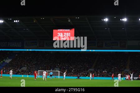 Cardiff, Großbritannien. November 2023. Es wird die Anzahl der Spielbesucher von 32.291 angezeigt. Wales gegen die Türkei, Qualifikation zur UEFA Euro 2024, Spiel der Gruppe D im Cardiff City Stadion am Dienstag, den 21. November 2023. Nur redaktionelle Verwendung. bild von Andrew Orchard/Andrew Orchard Sportfotografie/Alamy Live News Credit: Andrew Orchard Sportfotografie/Alamy Live News Stockfoto