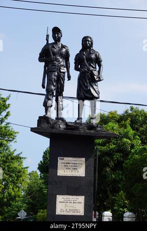 TRIP (Tentara Republik Indonesien Pelajar) Denkmal in Blitar. REISE bedeutet Studentenarmee der indonesischen republik Stockfoto