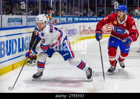 Rochester, New York, USA. November 2023. Rochester Amerikaner Stürmer Linus Weissbach (13) Skates in der ersten Periode gegen die Laval Rocket. Die Rochester Americans veranstalteten die Laval Rocket in einem Spiel der American Hockey League in der Blue Cross Arena in Rochester, New York. (Jonathan Tenca/CSM). Quelle: csm/Alamy Live News Stockfoto