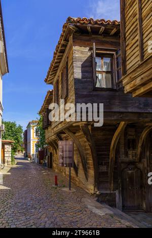 Sozopol, Bulgarien - 20. September 2023: Blick auf das Gebäude des Ethnographischen Museums in der Altstadt von Sozopol, Bulgarien Stockfoto