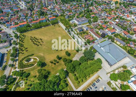 Aus der Vogelperspektive auf die kleine Stadt Pocking im niederbayerischen Kurdreieck Stockfoto