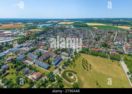 Aus der Vogelperspektive auf die kleine Stadt Pocking im niederbayerischen Kurdreieck Stockfoto