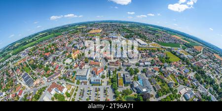 Aus der Vogelperspektive auf die kleine Stadt Pocking im niederbayerischen Kurdreieck Stockfoto