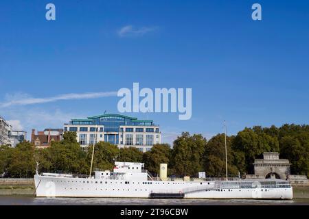 HQS Wellington (U65), Temple Treppen, Victoria Embankment, London. Stockfoto