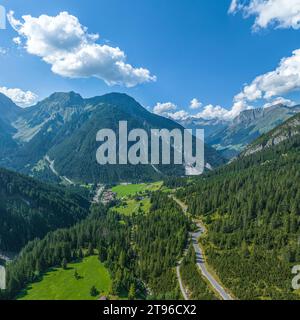 Beeindruckender Blick auf die Region um Pfafflar in den tiroler alpen beim Hahntennjoch Stockfoto