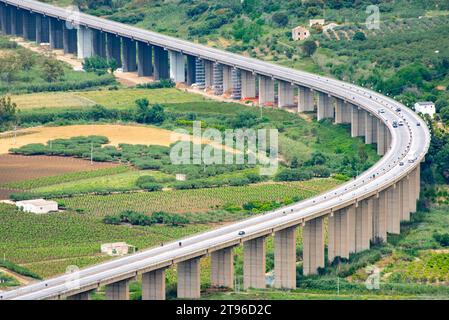 Europäische Route E933 - Sizilien - Italien Stockfoto