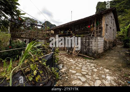 Alte Bauernhäuser in Ban Gioc in Vietnam Stockfoto