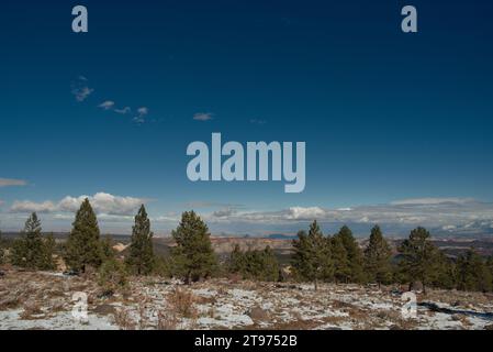 Blick vom Boulder Mountain in Richtung Capitol Reef National Park Stockfoto