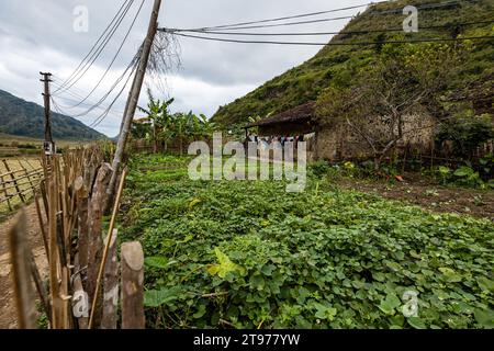 Alte Bauernhäuser in Ban Gioc in Vietnam Stockfoto