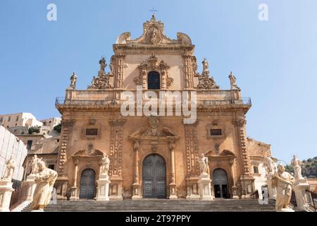 Italien, Sizilien, Modica, Fassade der Kirche San Pietro Stockfoto