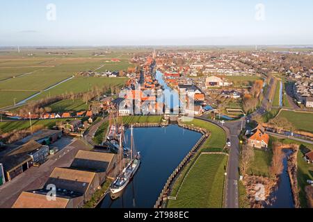 Luftaufnahme aus der historischen Stadt Workum in Friesland, Niederlande Stockfoto