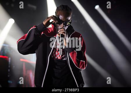 London, England, 22. November 2023. Unknown T (Daniel Richie Lena), britischer Rapper, spielt einen Auftritt in Koko, London. Stockfoto