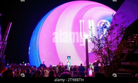 The Sphere Las Vegas at Night - LAS VEGAS, USA - OKTOBER 31. 2023 Stockfoto
