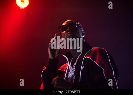 London, England, 22. November 2023. Unknown T (Daniel Richie Lena), britischer Rapper, spielt einen Auftritt in Koko, London. Stockfoto