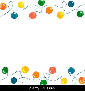 Weihnachtsgirlande mit Aquarellrahmen und farbenfrohen elektrischen Lampen. Abbildung handgemalte isolierte Elemente auf weißem Hintergrund. Weihnachten Stockfoto