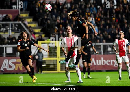 Rom, Italien. November 2023. Moeka Minami von AS Roma beim Gruppenspiel C der Women Champions League zwischen AS Roma und Ajax im Tre fontane-Stadion in Rom (Italien), 23. November 2023. Quelle: Insidefoto di andrea staccioli/Alamy Live News Stockfoto