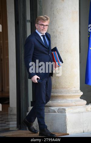 Frankreich. November 2023. Marc Fesneau französischer Minister geht nach der wöchentlichen Kabinettssitzung im Schloss Elysee. Paris, FRANKREICH (Foto: Lionel Urman/SIPA USA) Credit: SIPA USA/Alamy Live News Stockfoto