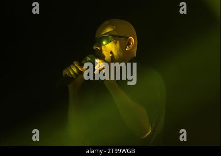 Fotos von Andrew Eldritch von Sisters of Mercy, die am 23. November 2023 in Barrowland Glasgow auftraten Stockfoto