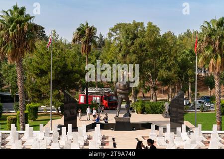 Bogazkoy, Kyrenia (Girne), Nordzypern - 24. Oktober 2023: Militärfriedhof Boğaz (Türkisch Boğaz Şehitliği) Stockfoto