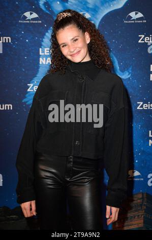 Betty Taube bei der Premiere der Produktion Legenden des Nachthimmels im Zeiss-Großplanetarium. Berlin, 23.11.2023 *** Betty Taube bei der Premiere der Produktion Legends of the Night Sky im Zeiss Großplanetarium Berlin, 23 11 2023 Foto:Xn.xKubelkax/xFuturexImagex Legenden 3128 Credit: Imago/Alamy Live News Stockfoto