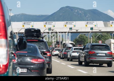 Autostrada A22 Autostrada Del Brennero Barriera Vipiteno Mautstelle Sterzing Mautstelle in Sterzing Vipiteno, Trentino-Südtirol, Italien © Wojciech Stockfoto