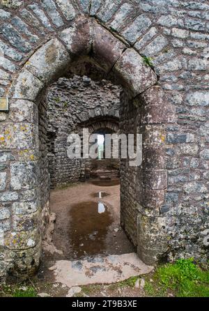 Carreg Cennen Castle, Wales, Großbritannien. Gebäude, Ruine. Stockfoto