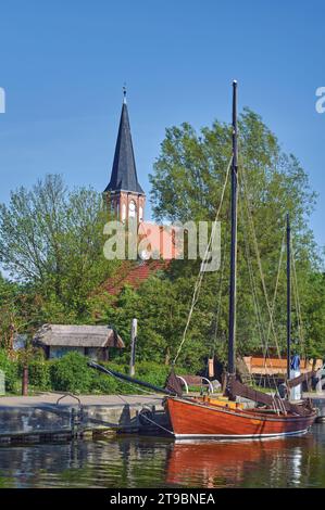 Hafen von Wustrow, Fischland-Darss-Zingst, ostsee, Mecklenburg Vorpommern, Deutschland Stockfoto