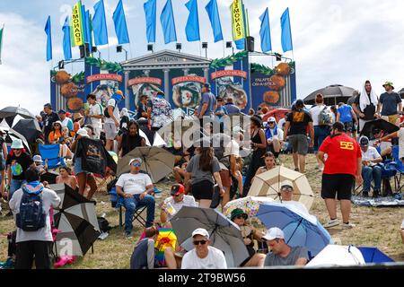 Austin, USA. Oktober 2023. Zuschauer, der Formel 1 Grand Prix der USA auf dem Circuit of the Americas am 21. Oktober 2023 in Austin, Vereinigte Staaten von Amerika. (Foto von HOCH ZWEI) Credit: dpa/Alamy Live News Stockfoto