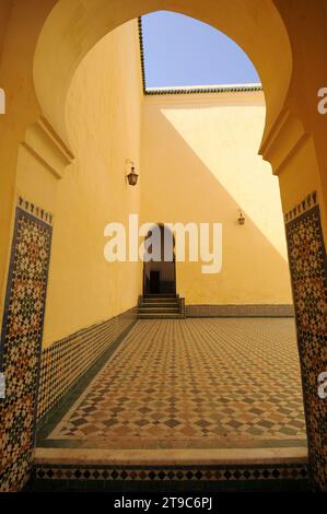 Mausoleum von Mulay Ismail (17.-18.. Jahrhundert). Meknes (Weltkulturerbe), Marokko. Stockfoto