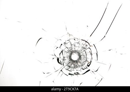 The Artistry of Chaos: A Bullet's Melody on the Glass Canvas Stockfoto