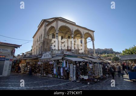 Tzistarakis-Moschee mit Blick auf den Monastiraki-Platz in Athen, Griechenland Stockfoto