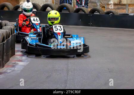 British Indoor Karting Championship 2023: Das große Finale und die Krönung der 5 britischen Meister fand im TeamSport Warrington Multi-Level 1000 statt Stockfoto