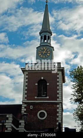 St James’s Church, Piccadilly, auch bekannt als St James’s Church, Westminster und St James-in-the-Fields, ist eine anglikanische Kirche in Piccadilly, London. Stockfoto