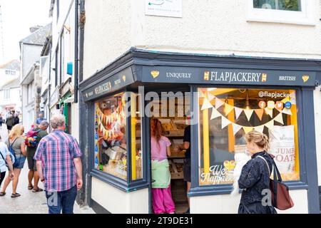 St Ives cornwall, Flapjackery Store in der FORD Street Saint Ives, Cornwall, England, UK, 2023 Stockfoto