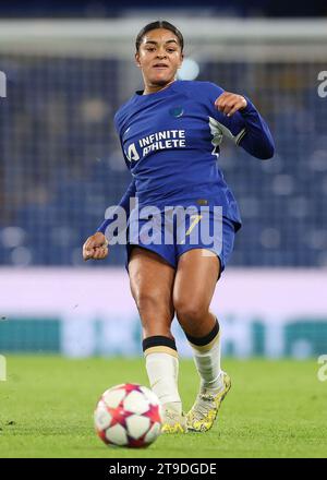 London, Großbritannien. November 2023. Jess Carter aus Chelsea während des Spiels der UEFA Womens Champions League in Stamford Bridge, London. Der Bildnachweis sollte lauten: Paul Terry/Sportimage Credit: Sportimage Ltd/Alamy Live News Stockfoto