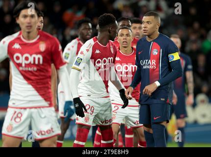 Paris, Frankreich. November 2023. Kylian Mbappe von PSG während des Fußballspiels der französischen Meisterschaft Ligue 1 zwischen Paris Saint-Germain und AS Monaco am 24. November 2023 im Parc des Princes Stadion in Paris, Frankreich - Foto Jean Catuffe/DPPI Credit: DPPI Media/Alamy Live News Stockfoto